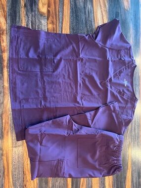 Deep Plum V-Neck Scrub Set - Solid Medical Top & Pants